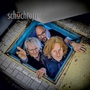 Review: Schüchtern - Luft nach unten