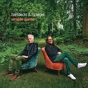 Sendecki & Spiegel: simple game